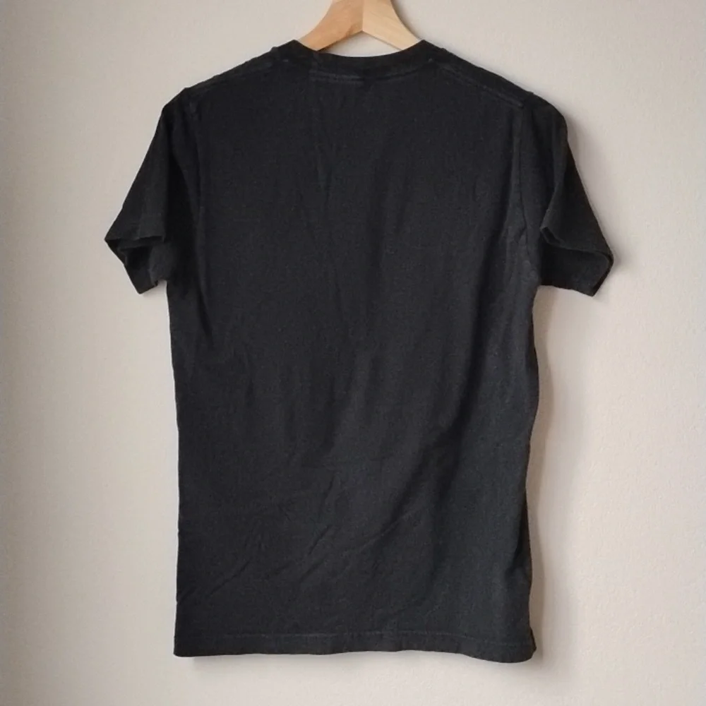 🌺💙 Set of 2 Graphic T-Shirts with Car Designs